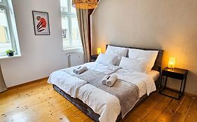Micasa Rooms - Altstadt Zentral - Zwischen Anger Und Kraemerbruecke - Wlan - Familienfreundlich